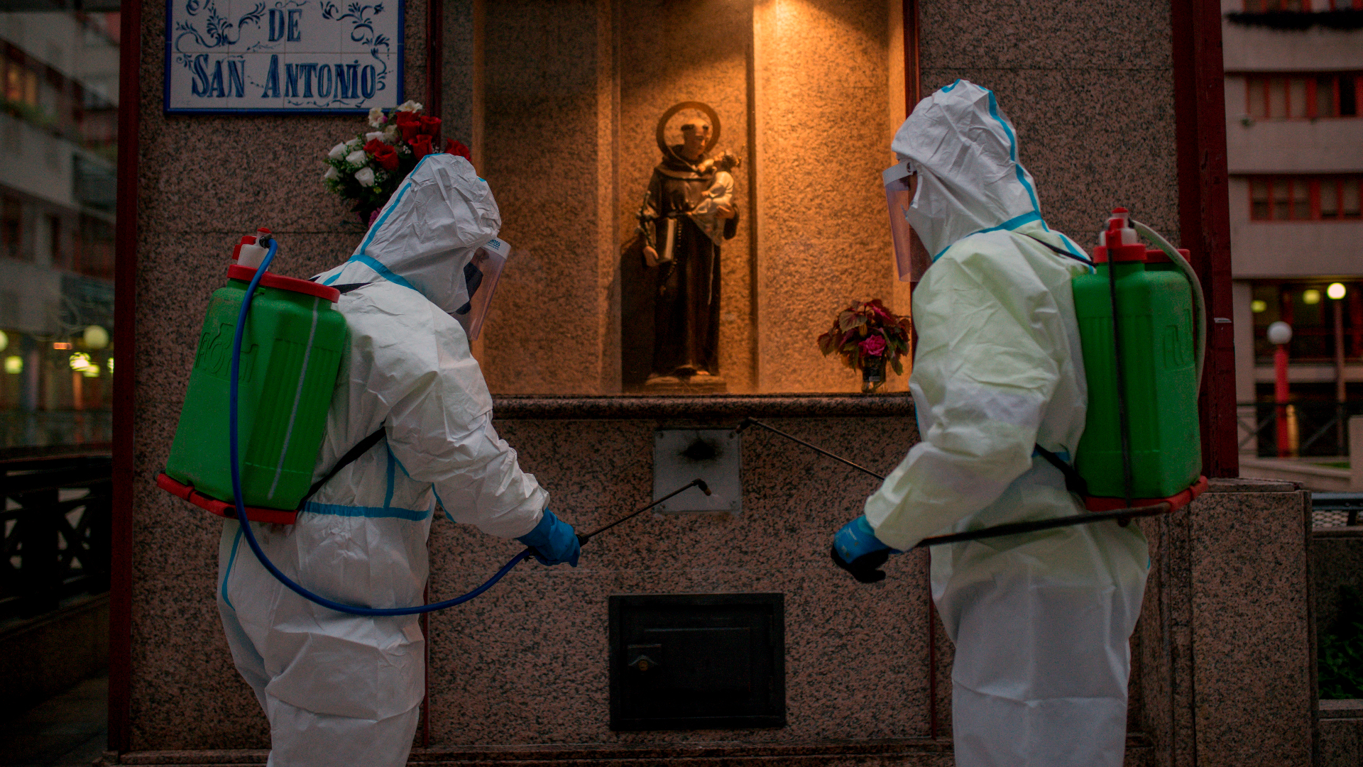 España añade 15 mil 186 contagios y 222 muertos por COVID-19