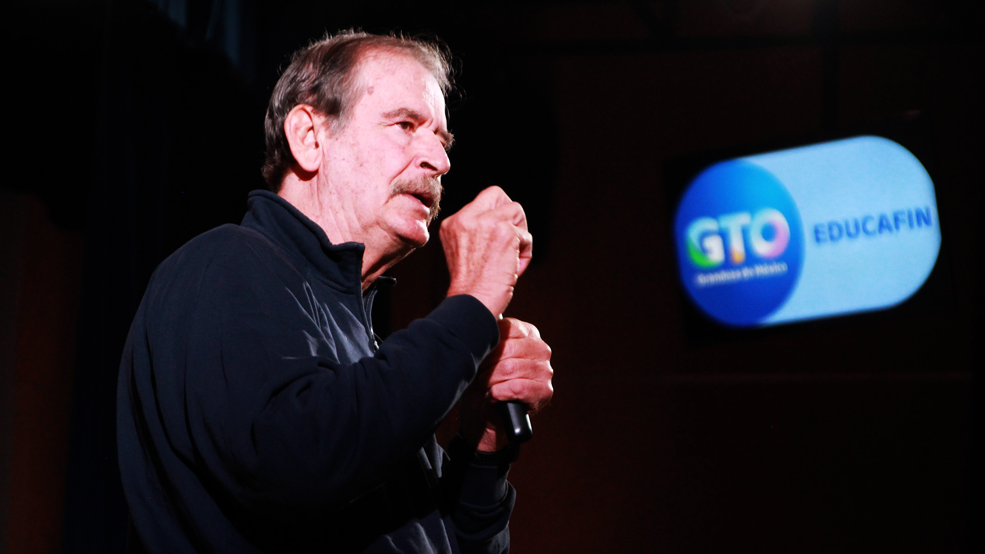 “Ahí la llevamos”, dice Vicente Fox tras hospitalización por COVID-19