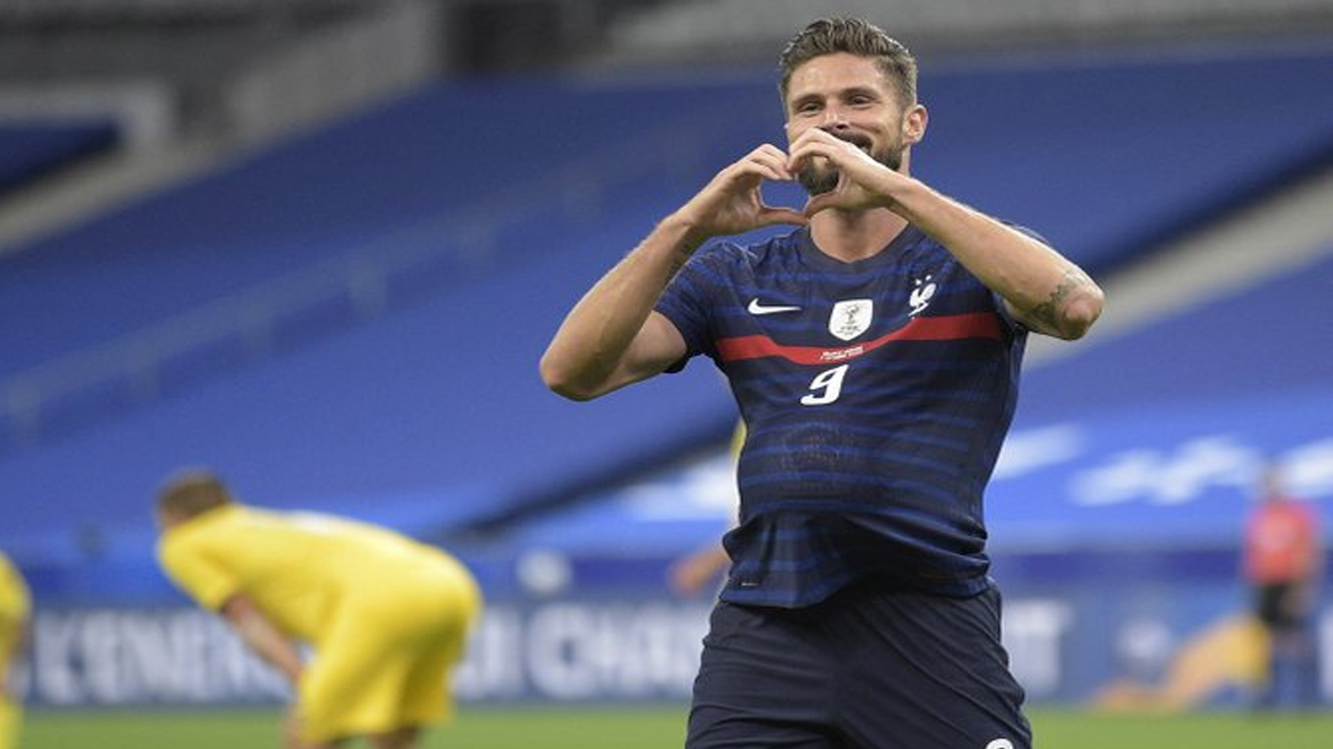 Casos de COVID-19 en Selección de Ucrania obligan a llamar a portero retirado para partido ante Francia - francesj