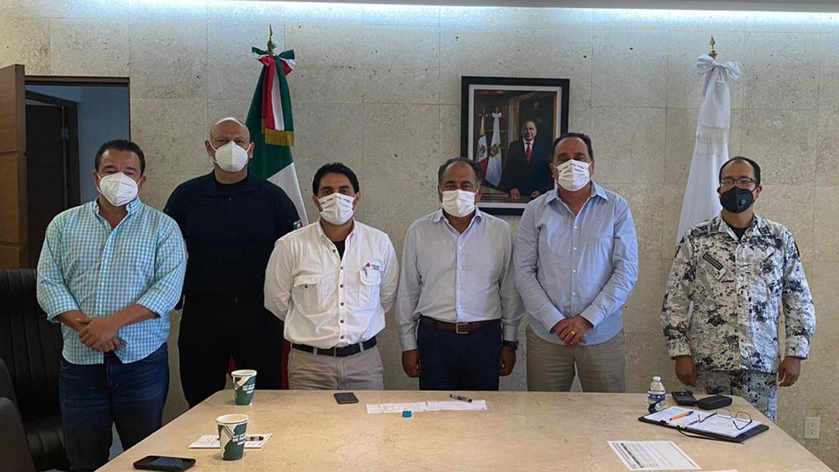 Solicita Héctor Astudillo a Pemex atender caso de mujer lesionada por choque de pipa en Guerrero