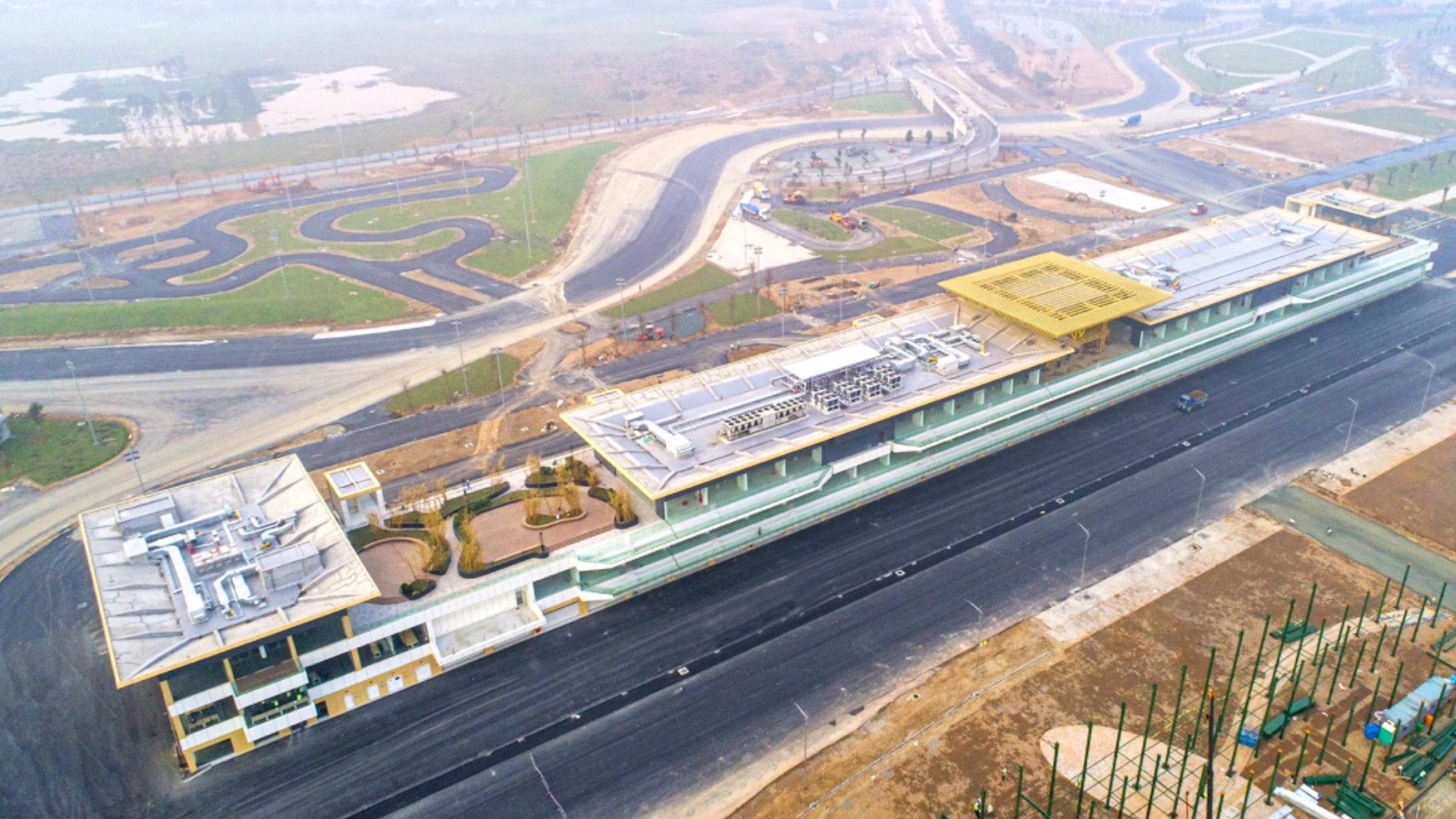 Cancelan Gran Premio de Fórmula 1 de Vietnam por COVID-19