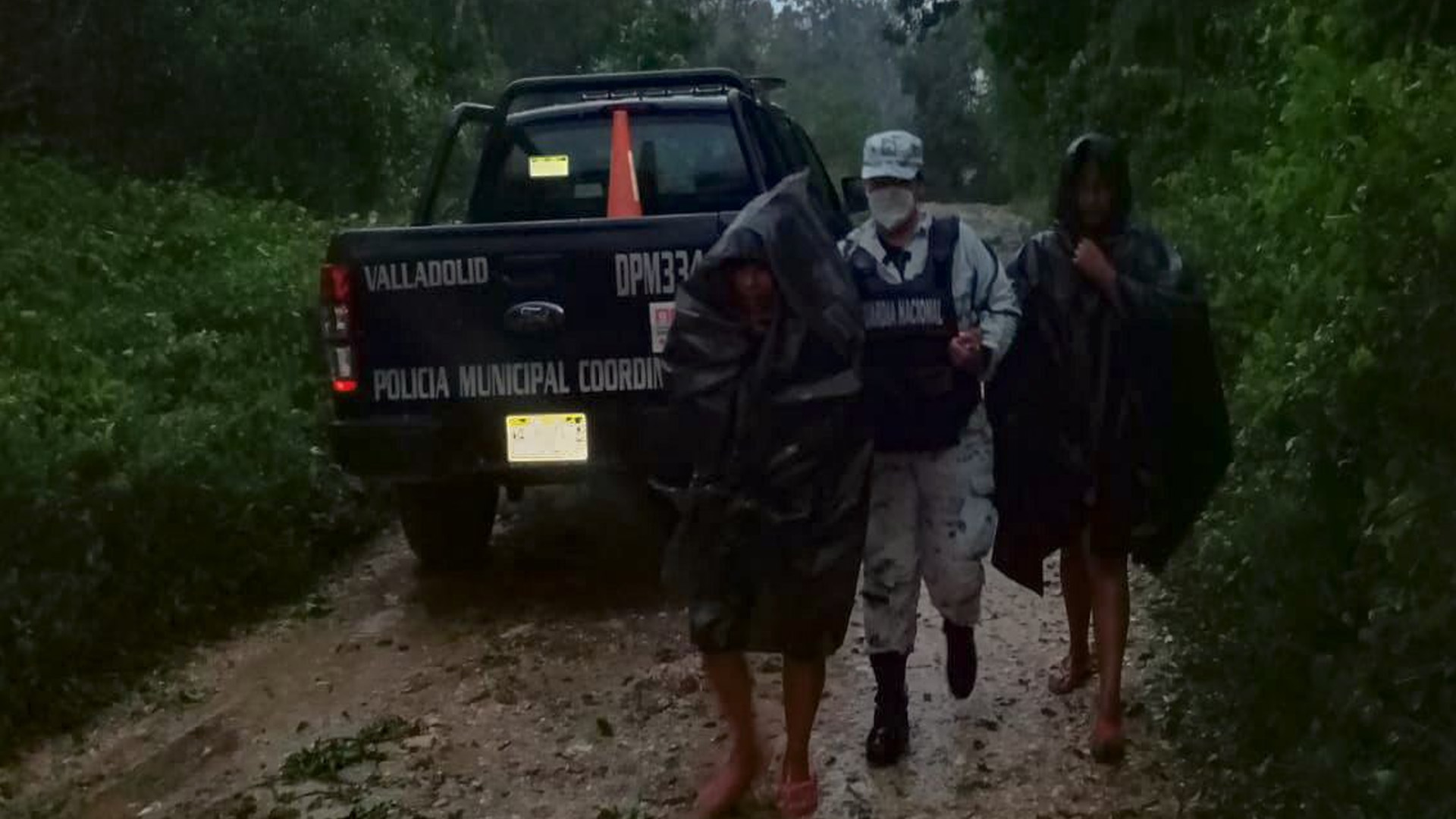 Aplica Guardia Nacional plan para auxiliar a municipios de Valladolid y Progreso afectados por lluvias