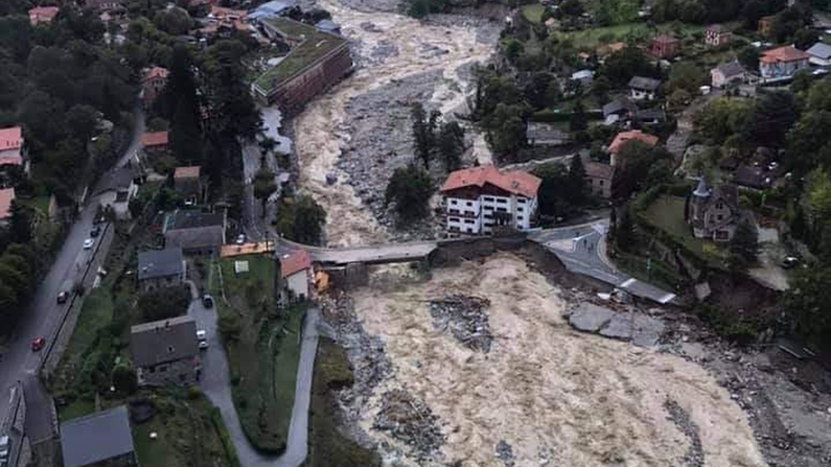 Inundaciones por lluvias en Francia deja 18 desaparecidos