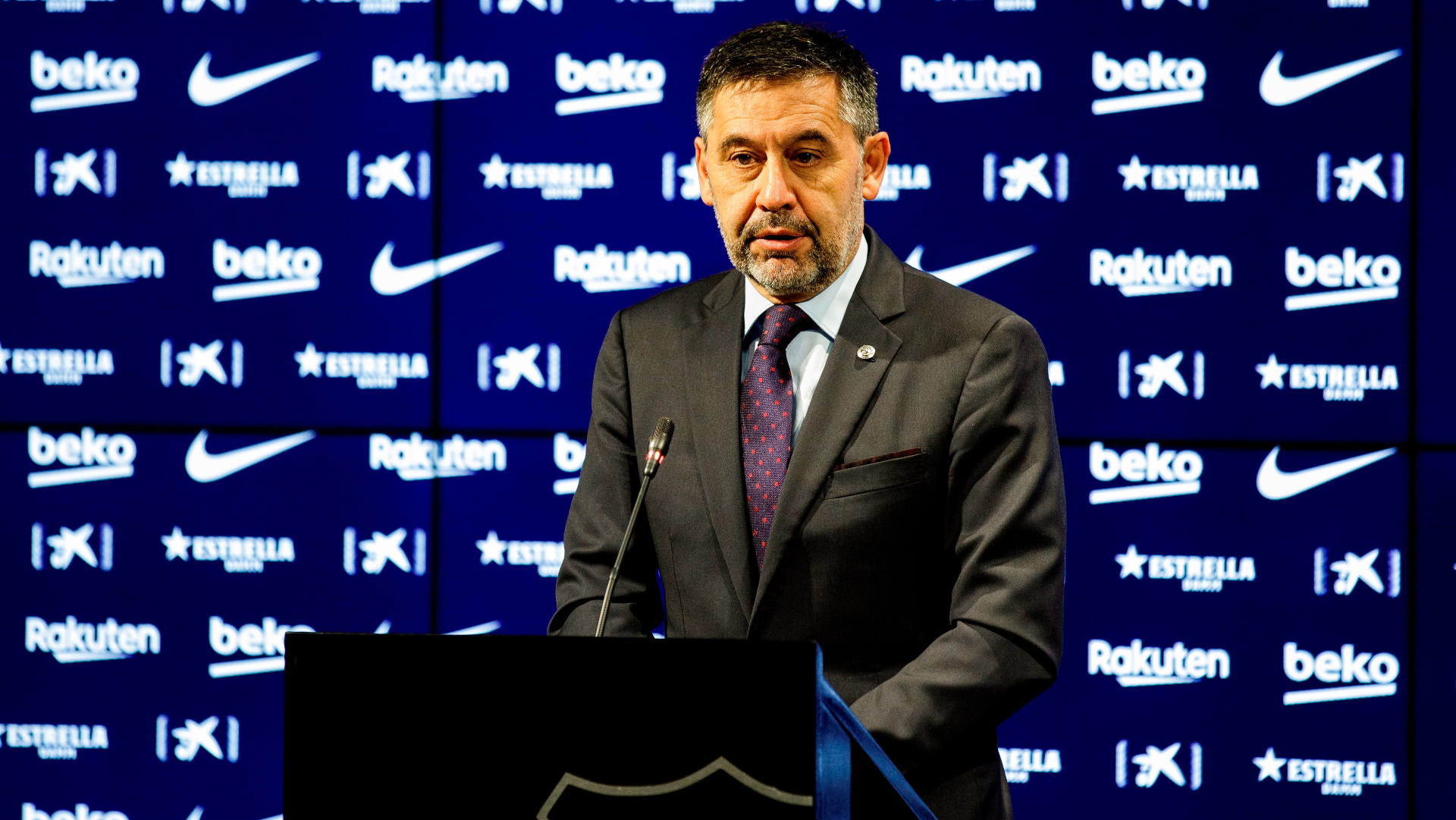 Bartomeu renuncia como presidente del F.C. Barcelona