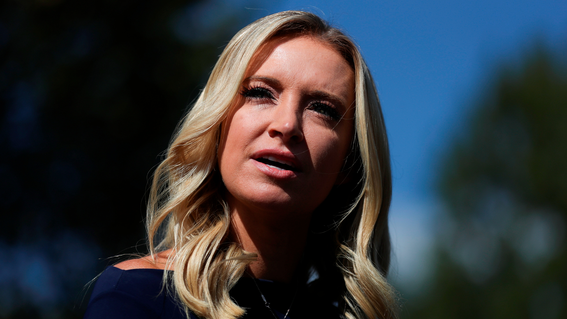 Kayleigh McEnany, secretaria de prensa de la Casa Blanca, da positivo a COVID-19