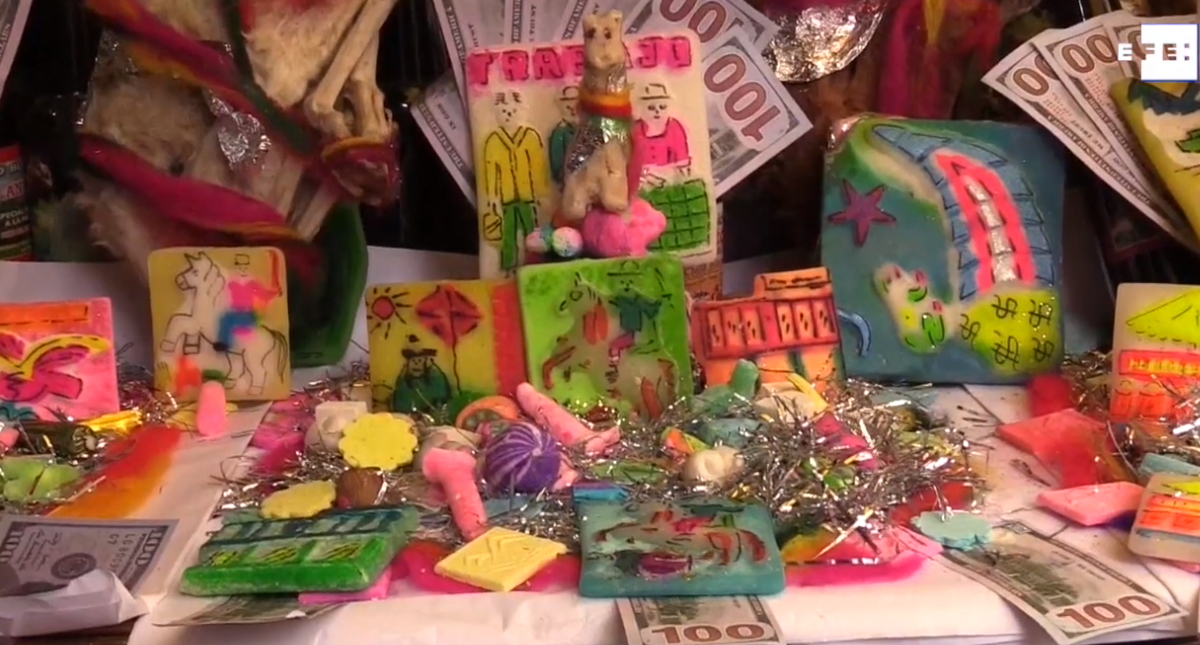 Ofrendas a la Pachamama piden unas elecciones tranquilas en Bolivia