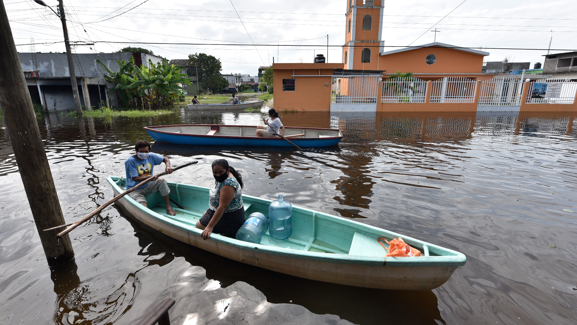 Si hay errores por censo para apoyos tras inundaciones, se van a enmendar: gobernador de Tabasco sobre bloqueos