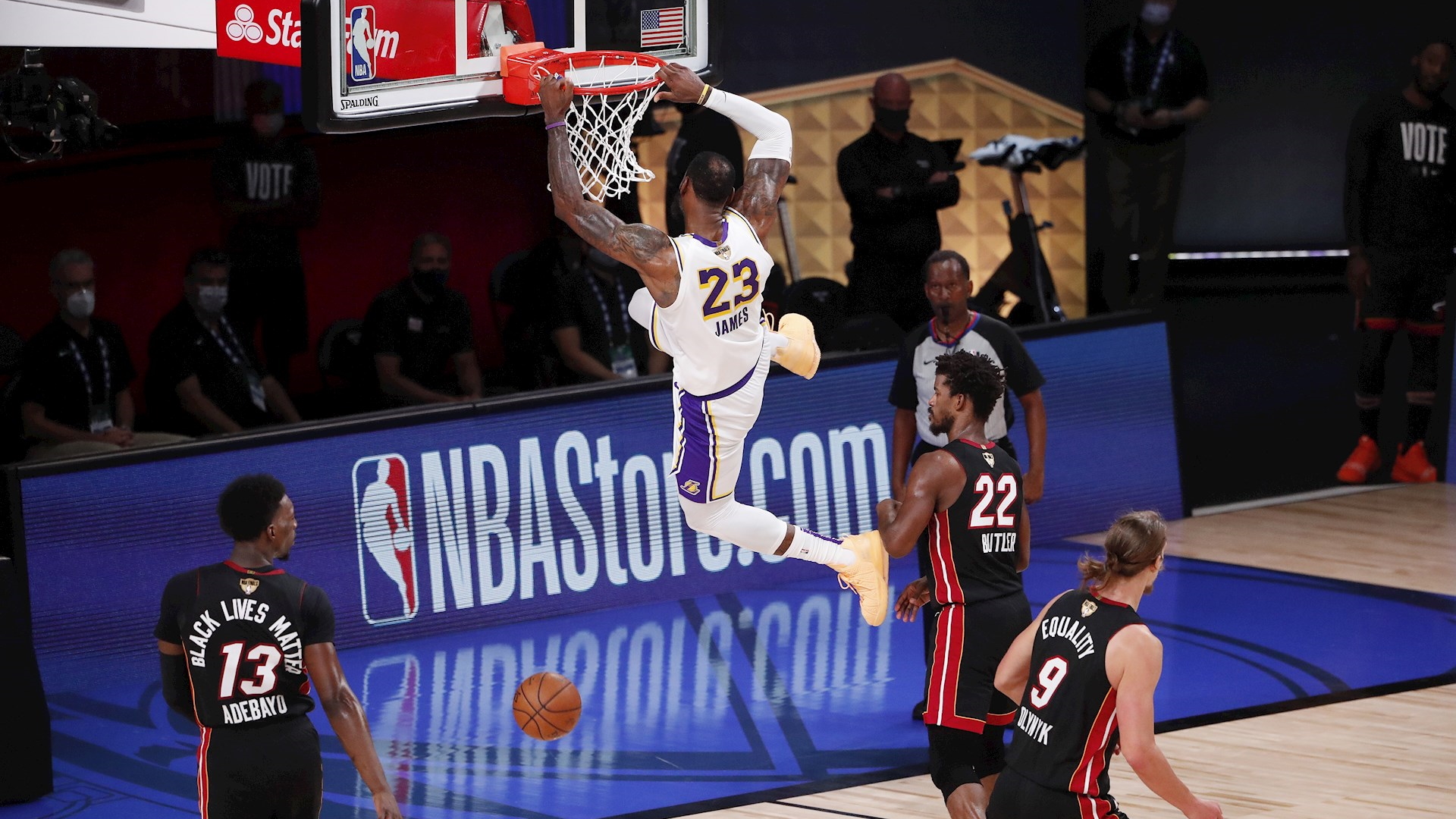 Los Angeles Lakers derrotan a Heat de Miami y se proclaman campeones de la NBA - los-angeles-lakers-miami-heat-nba-finales-3