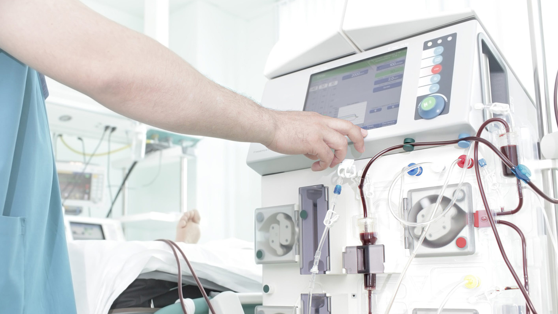 Sujetos armados roban 20 máquinas para diálisis en la Cuauhtémoc