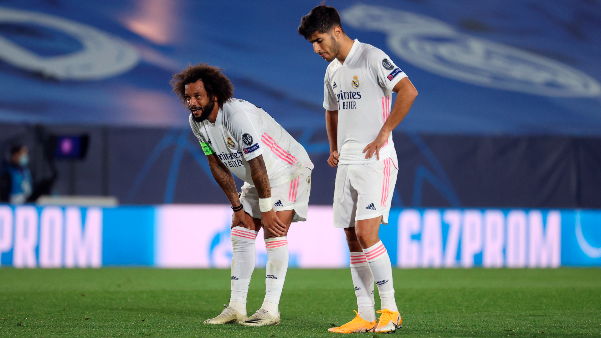 Real Madrid pierde en Champions League y entra en crisis a días del Clásico