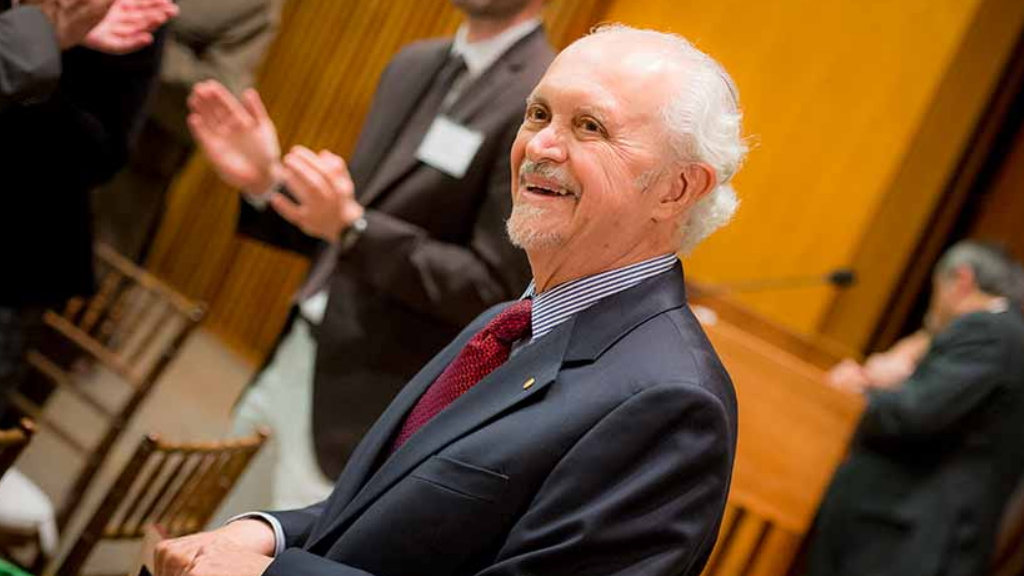 #Perfil Mario Molina: pionero de la química atmosférica