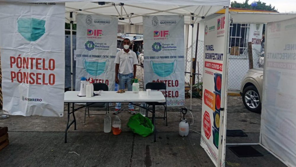 Debido a alta afluencia de visitantes, en Acapulco continúan trabajando módulos sanitarios