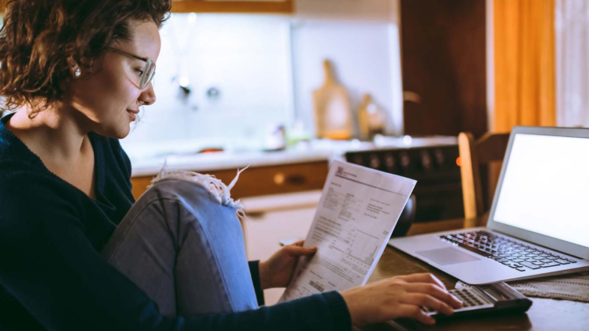 No hay barreras para cumplir tus metas: invierte sin sacrificar gastos y desde tu celular