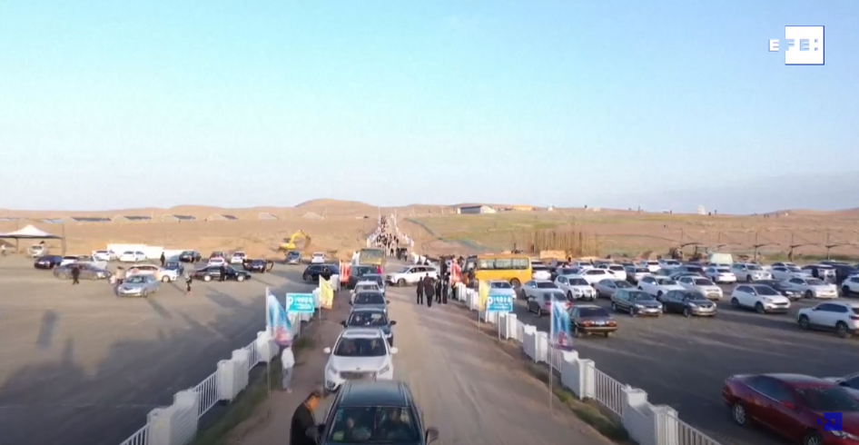 Un museo al aire libre instaldo en medio del desierto