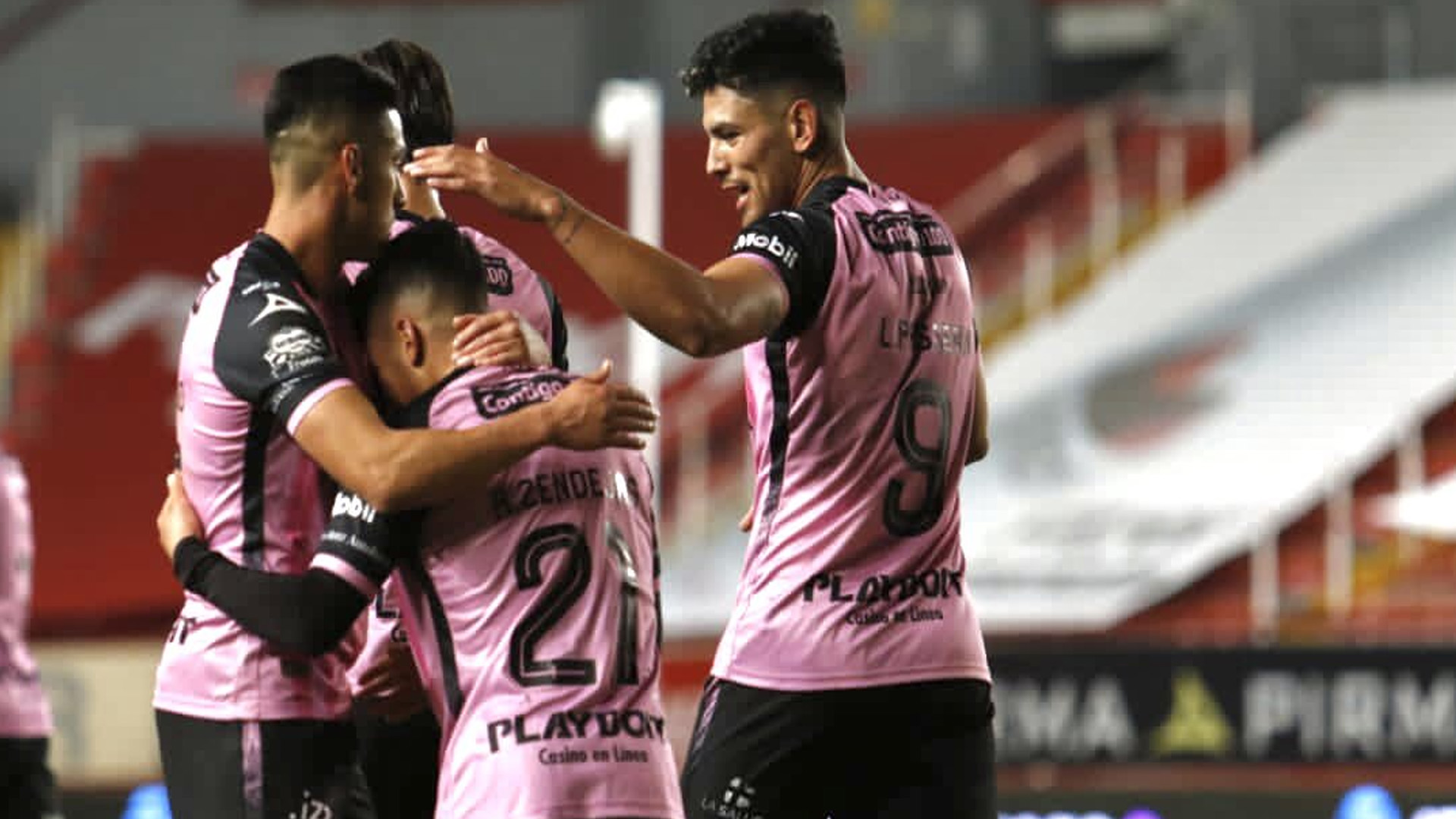 Necaxa vence a Toluca con gol de Zendejas en los últimos minutos