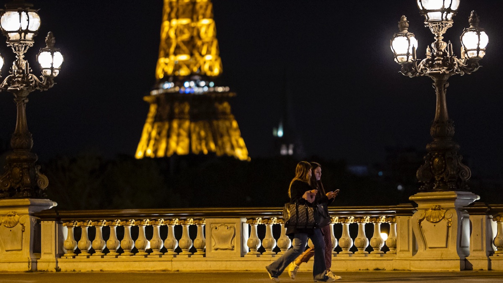 Hong Kong, Zurich y París, las ciudades más caras del mundo - paris-confinamiento