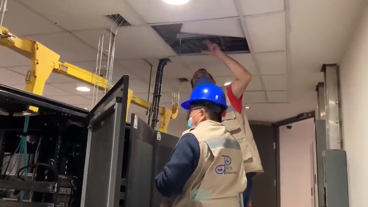 #Video Fuga de agua en Senado daña equipo de cómputo y telefonía - revision-de-sistemas-de-computo-danados-en-senado