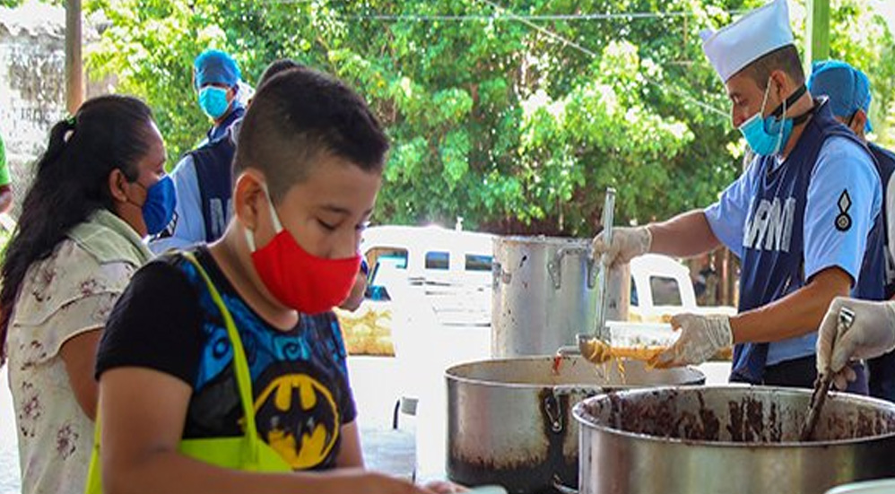 Agradece Héctor Astudillo apoyo de  Semar en Guerrero con cocinas comunitarias durante pandemia