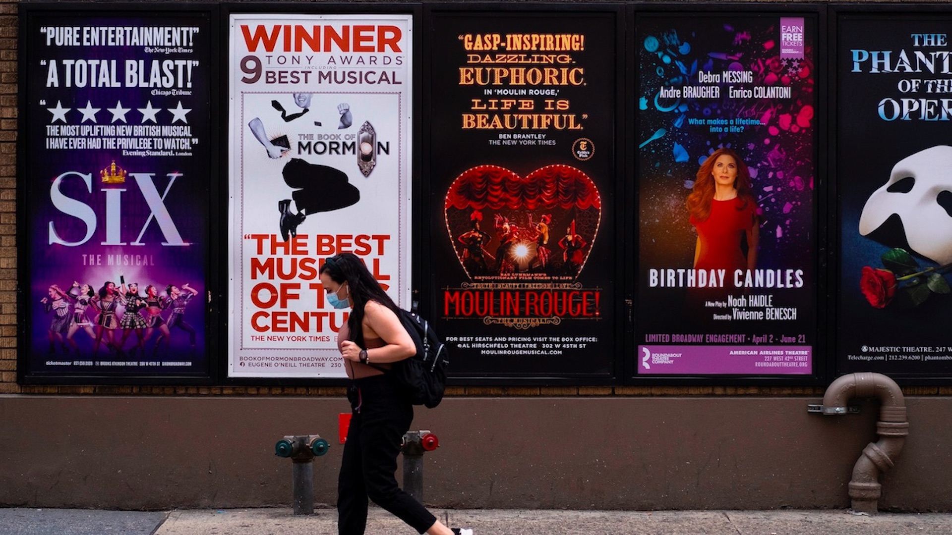 Teatros de Broadway continuarán cerrados al menos hasta el 30 de mayo de 2021