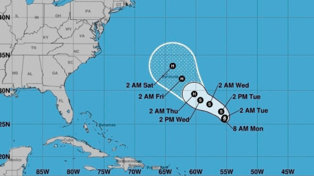 Se forma la tormenta tropical ‘Epsilon’ al sureste de Bermudas