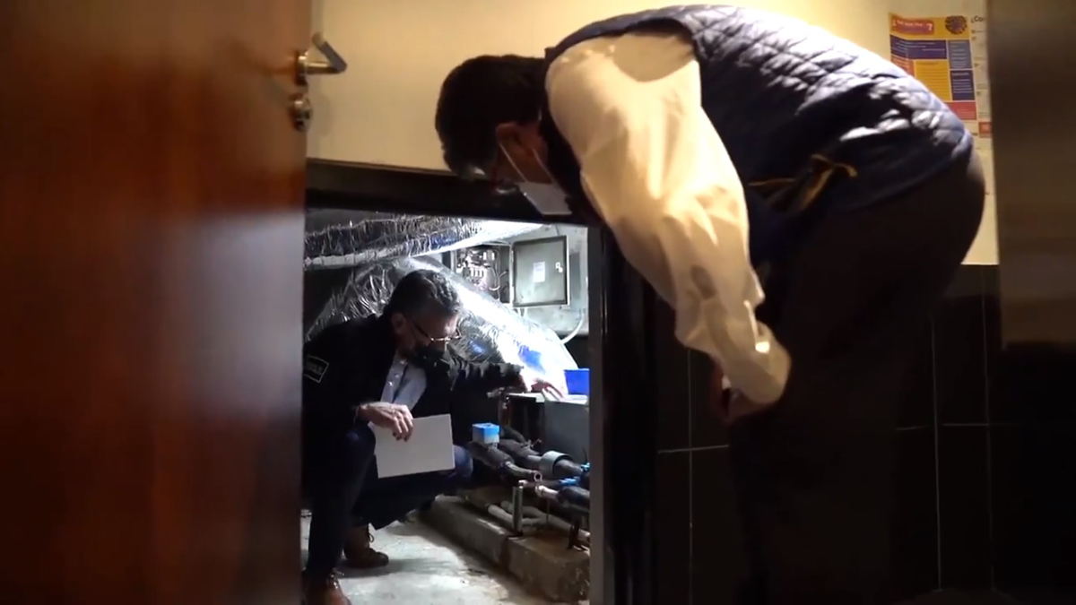 #Video Fuga de agua en Senado daña equipo de cómputo y telefonía