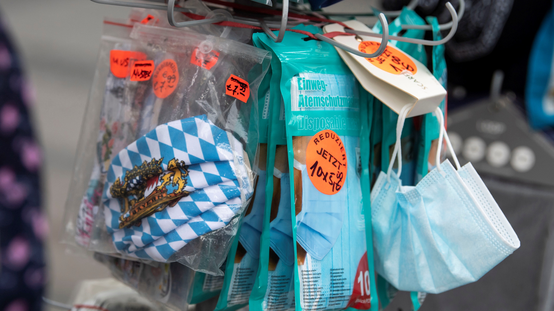 Recaudan en Alemania 3 mde en multas por incumplir medidas contra COVID-19 - venta-de-cubrebocas-en-alemania