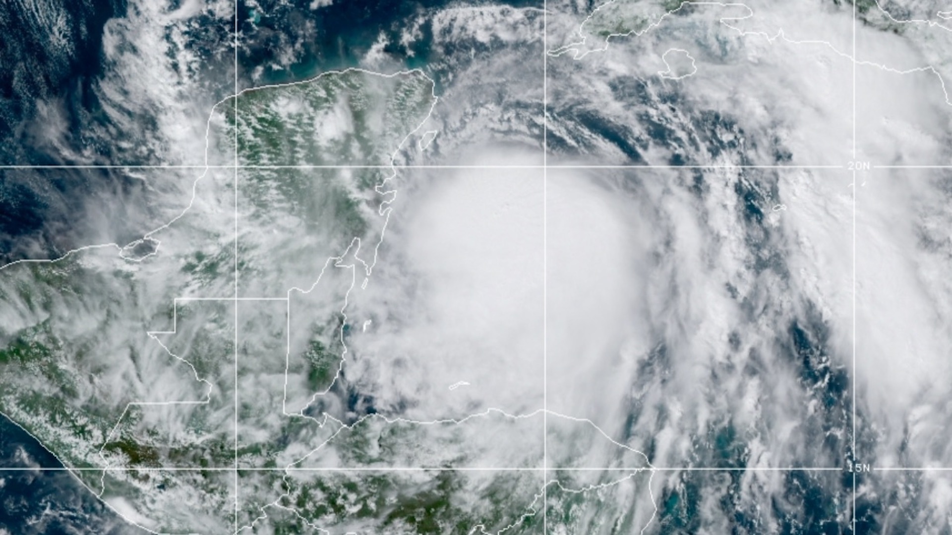 Activan alerta roja en ocho municipios de Quintana Roo por Huracán Zeta