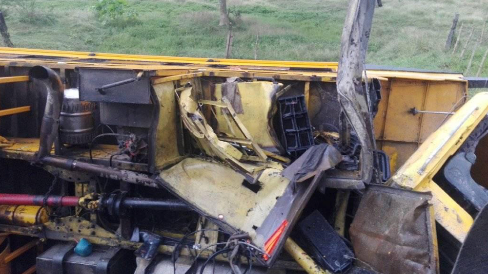 Volcadura de un camión deja 38 heridos en la carretera central de Cuba