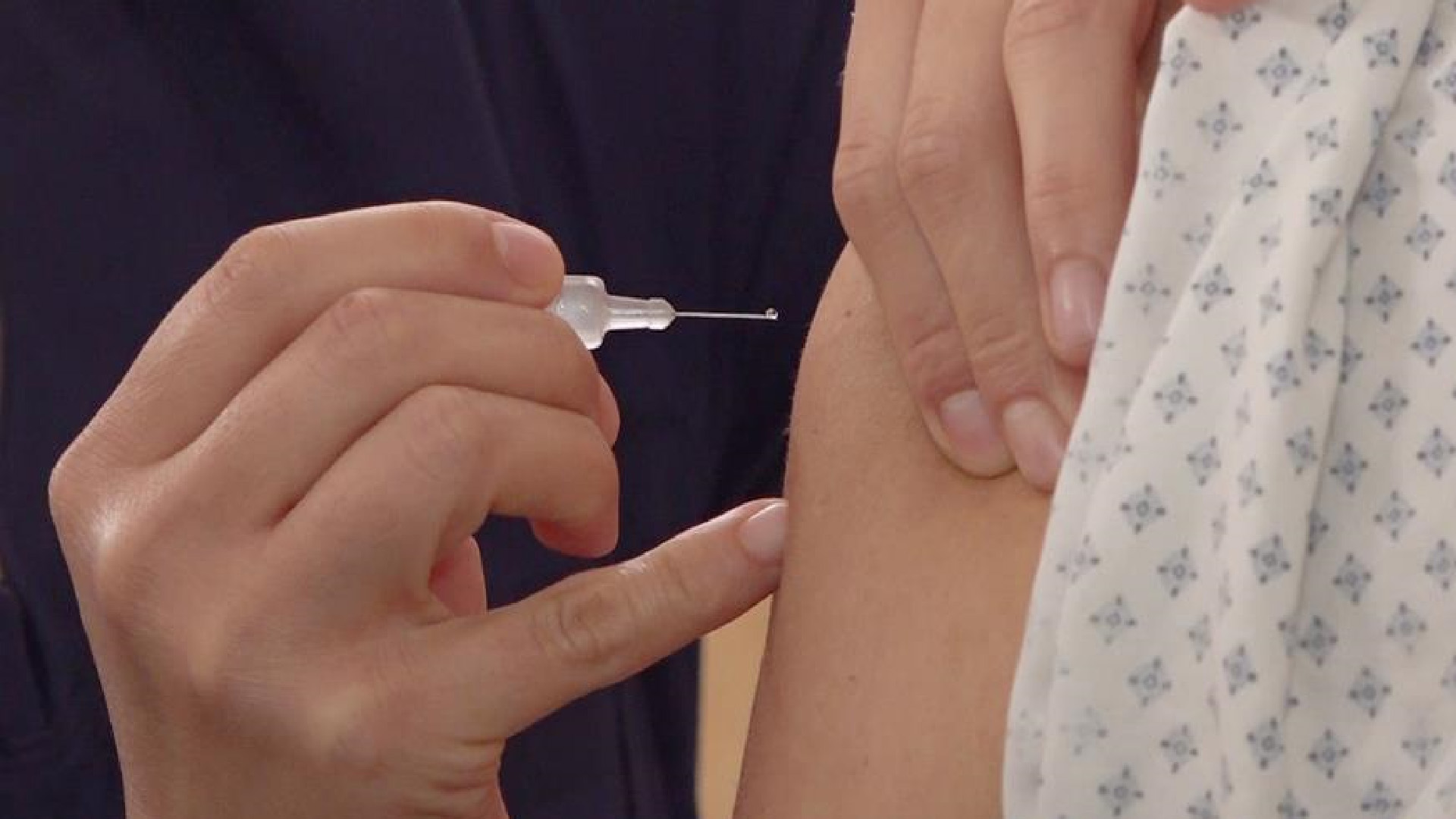 Pfizer México planea distribuir vacuna contra COVID-19 en enero; será distribuida en grupos prioritarios