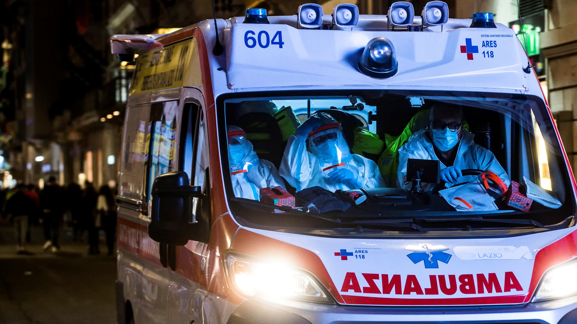 Italia suma 33 mil 979 nuevos casos de COVID-19 y 546 decesos