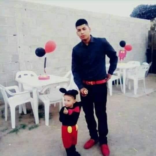 Asesinan en Sonora a niño de 4 años y tres personas más - armando-carrillo-con-su-hijo-tadeo-victimas-de-ataque-armado-en-caborca