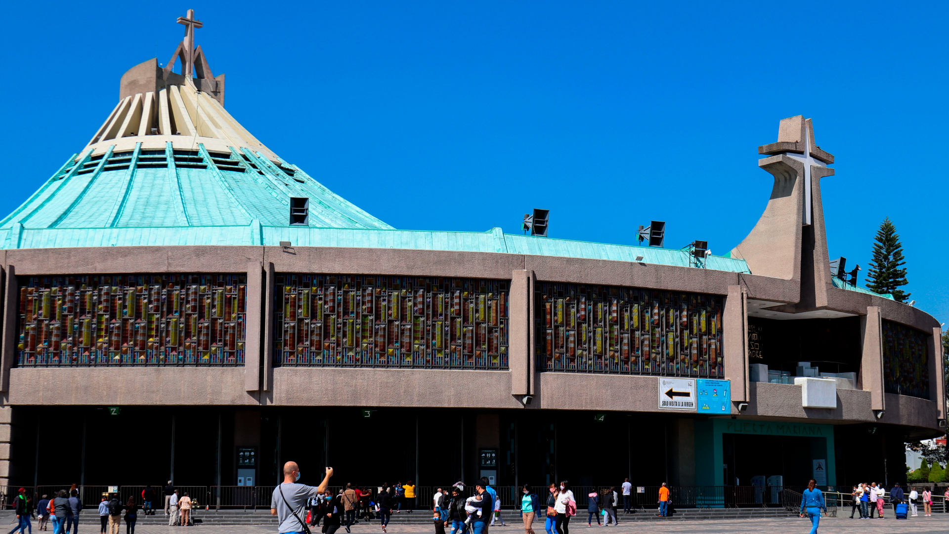 Celebrarán exequias del cardenal Javier Lozano en Basílica de Guadalupe