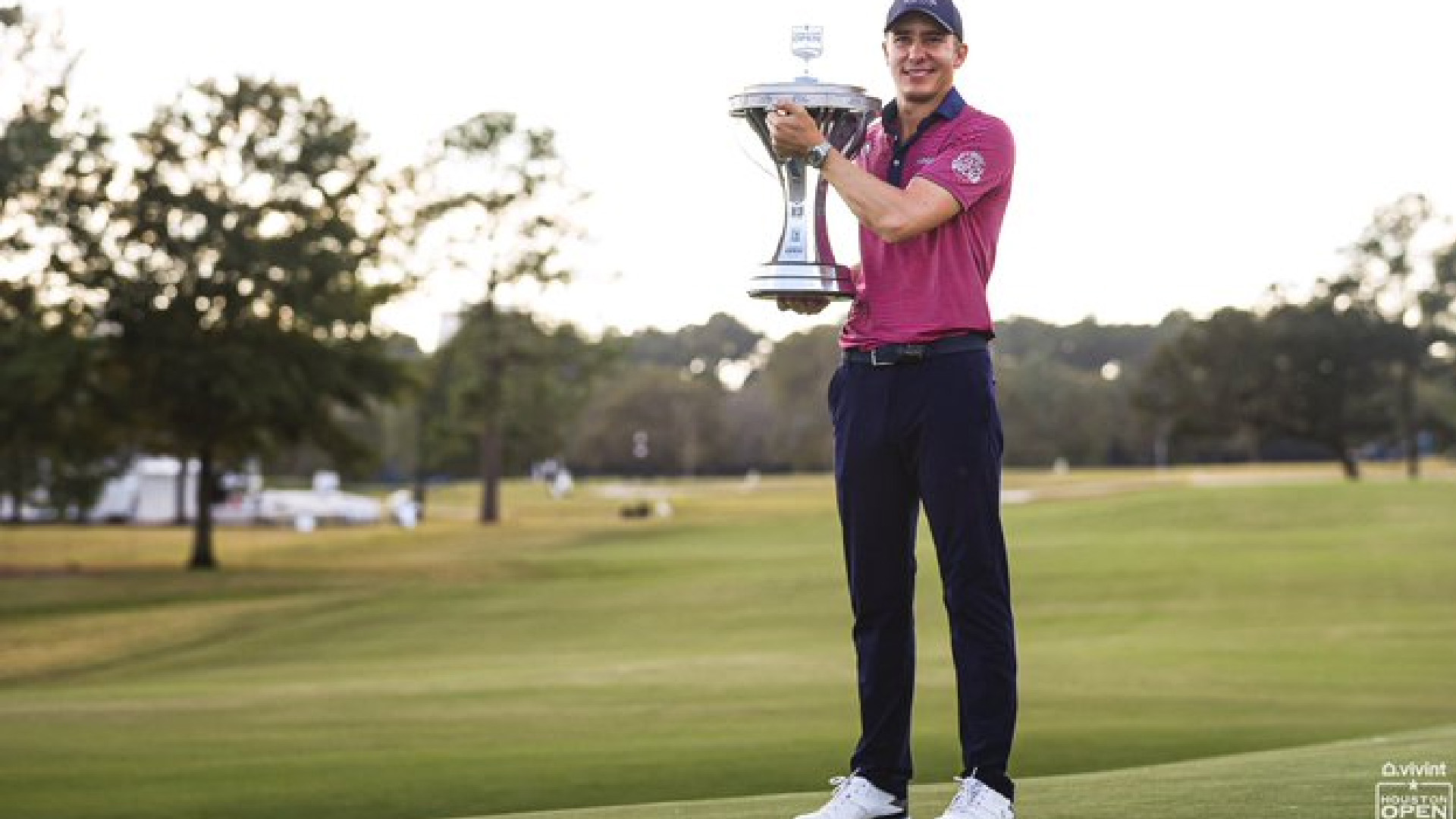 Carlos Ortiz gana el ‘Houston Open’; rompe sequía mexicana de 42 años en el PGA Tour