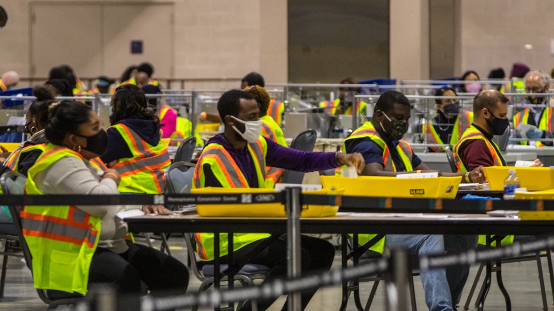 Trump asegura que votos “ilegales” cambiaron conteo en Pensilvania; Twitter restringe sus mensajes