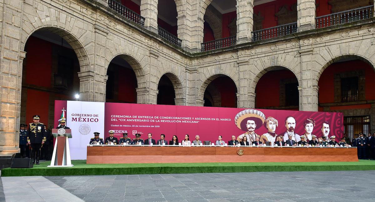 Acto para conmemorar Revolución Mexicana será con poca gente; el discurso oficial lo dará el general secretario Sandoval Acto para conmemorar Revolución Mexicana será con poca gente; el discurso oficial lo dará el general secretario Sandoval