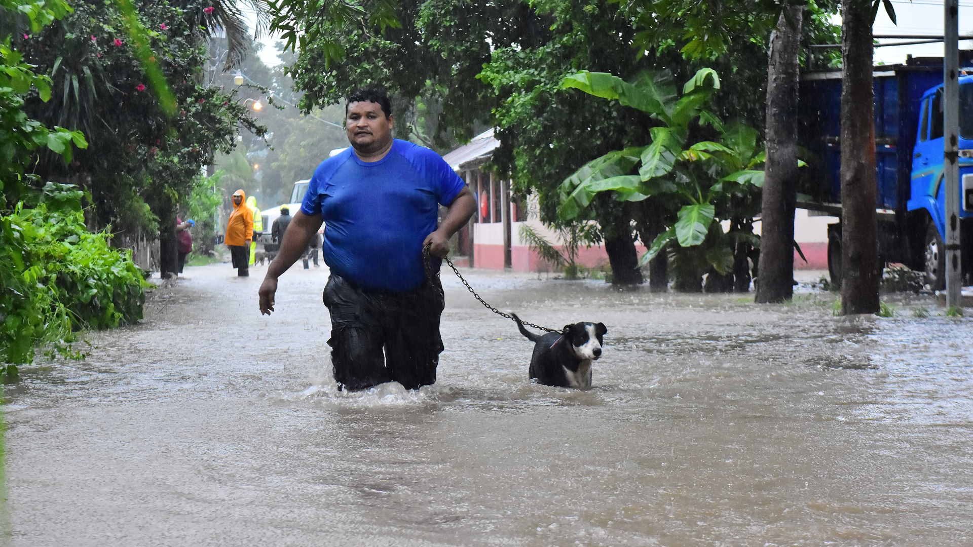 EE.UU. y México estudian fórmulas para ayudar económicamente al Triángulo Norte