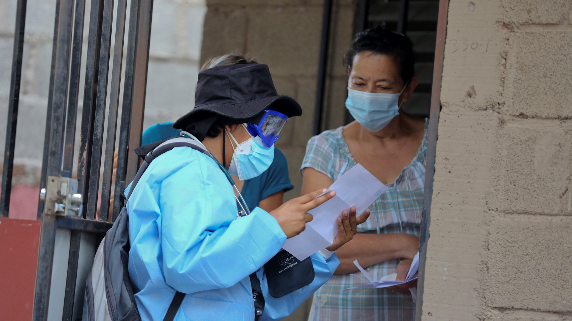 Sugiere OPS priorizar atención primaria y rastreo de contactos para disminuir COVID-19 en América Latina