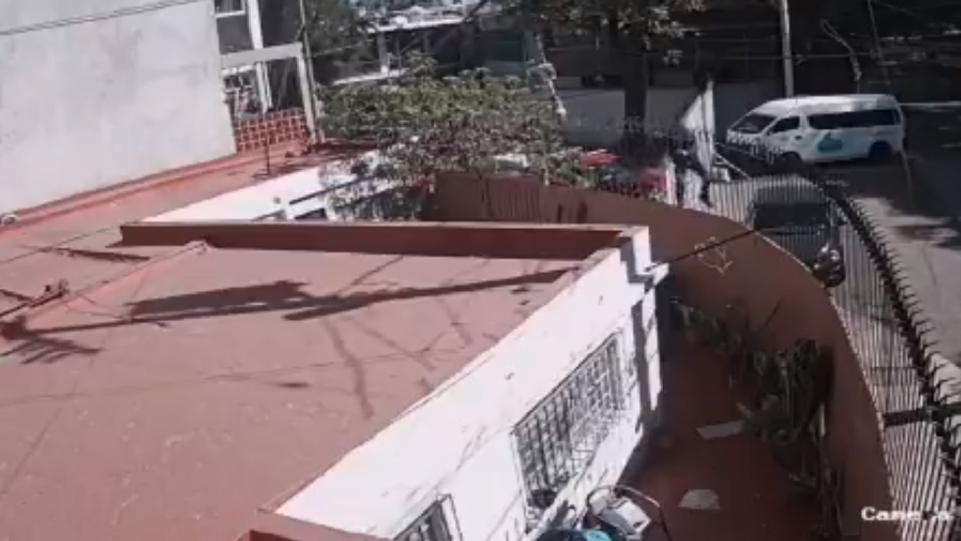 Detienen a cuatro sujetos por intento de robo en vivienda de Iztapalapa