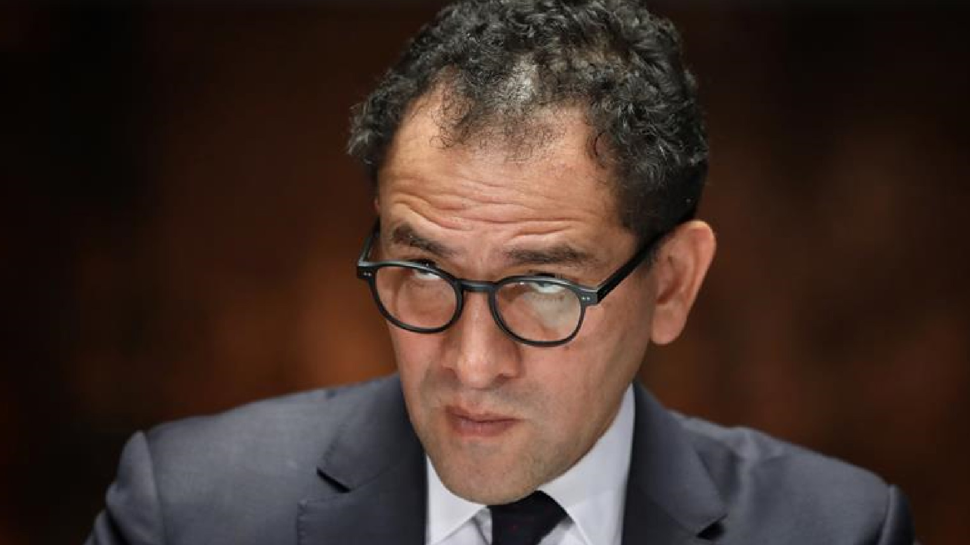 Deuda en México crece 6.6 por ciento y déficit aumenta 112.5 por ciento entre enero y octubre, reporta Hacienda