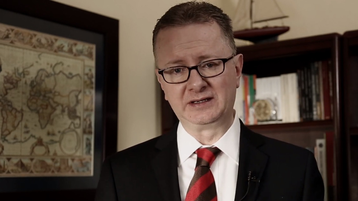 Sociedad vive obsesionada con la juventud y el vivir más: doctor Lozano