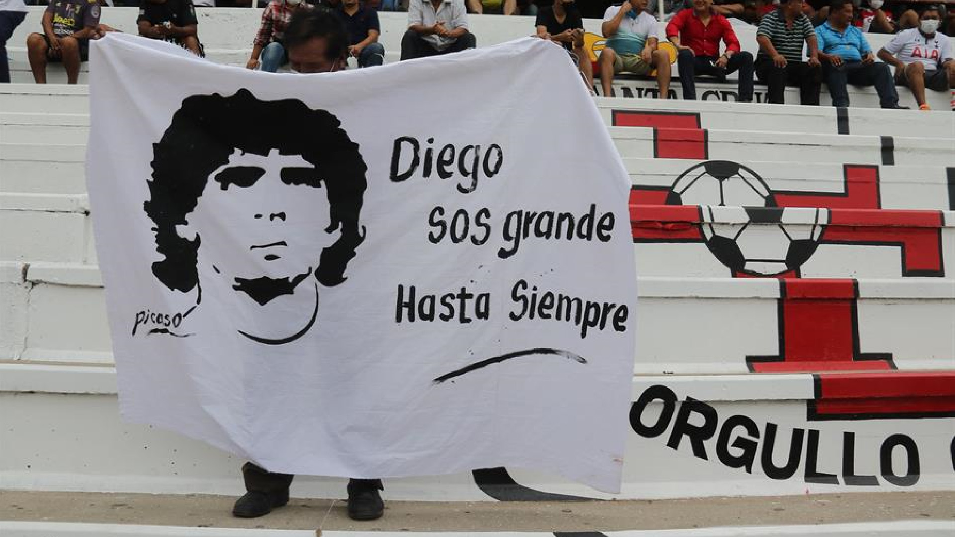 El Diez pasó a la inmortalidad