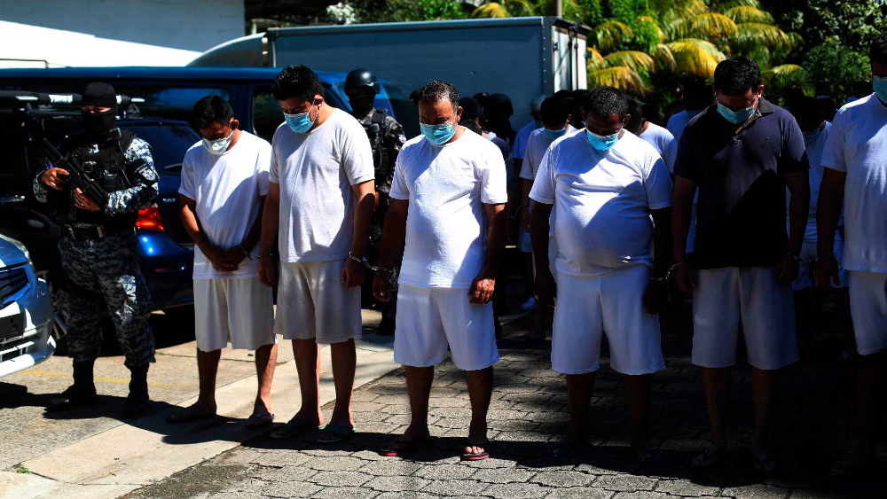 Autoridades de El Salvador capturan a más de 600 pandilleros, según gobierno
