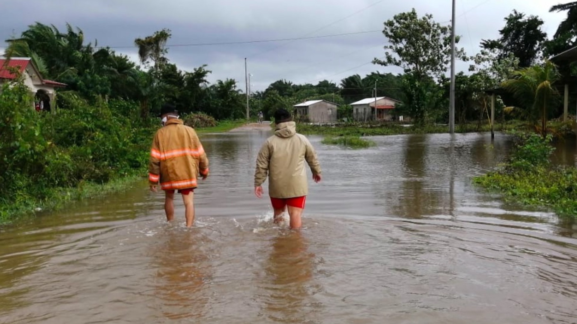 Eta continúa afectando a Nicaragua; se espera que se dirija a Florida