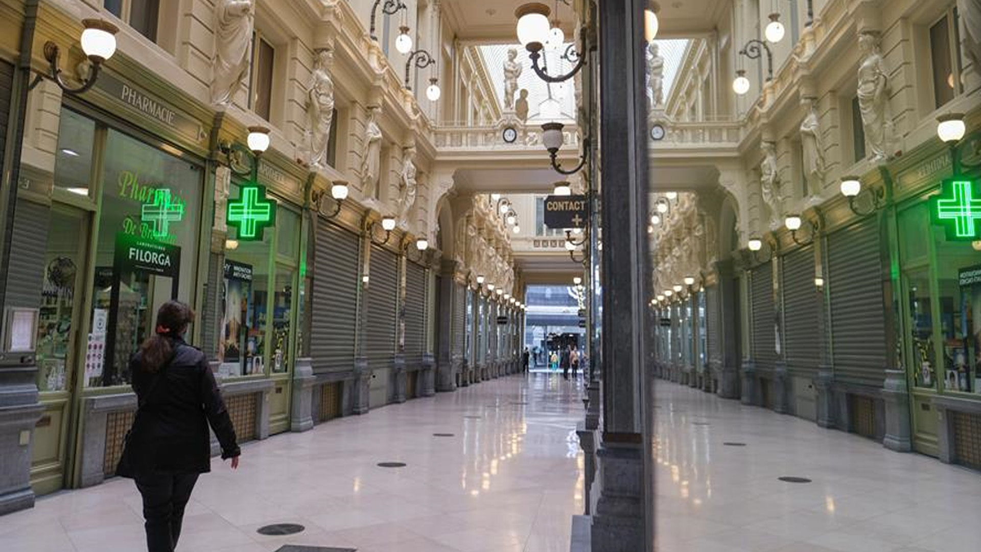 Aplican más restricciones en países europeos para evitar colapso sanitario por COVID-19 - europaconfinamiento2