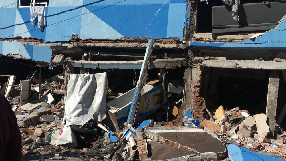 Al menos dos lesionados tras explosión en alcaldía Azcapotzalco