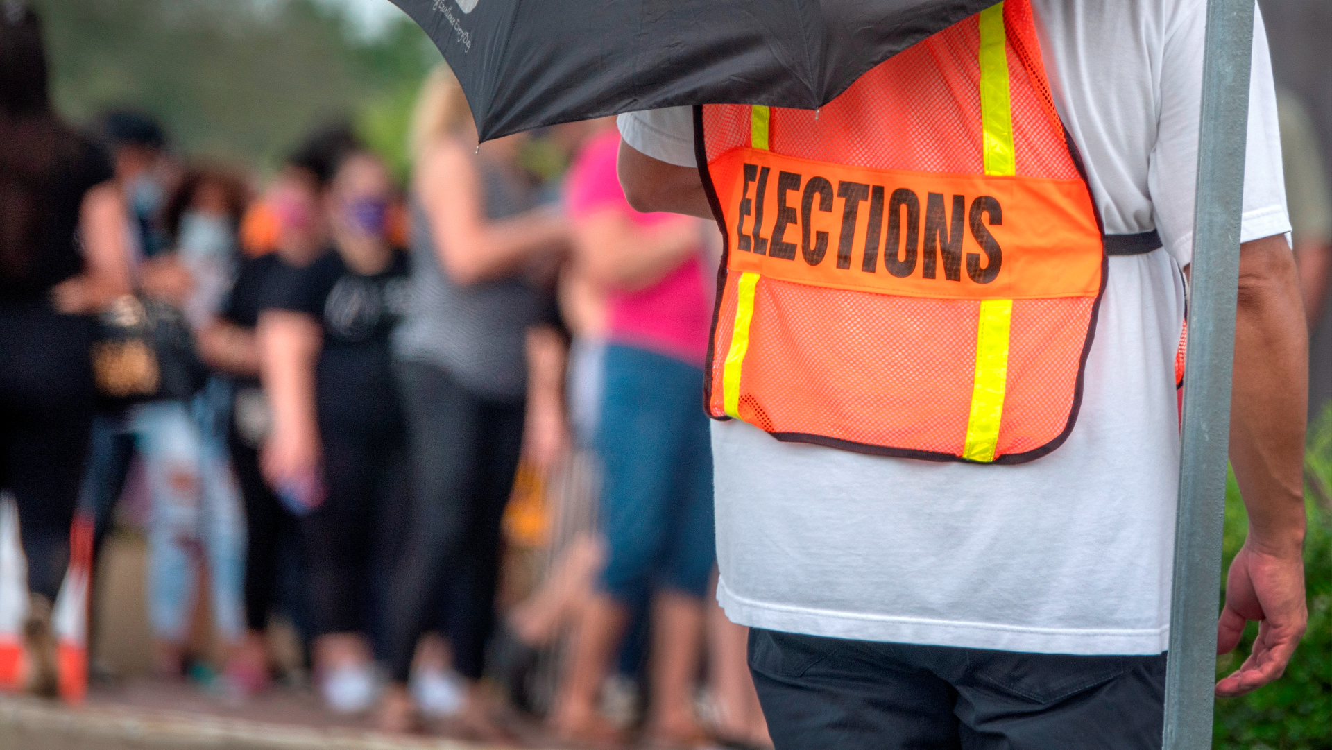 Casi nueve millones de personas votaron ya en una incierta Florida
