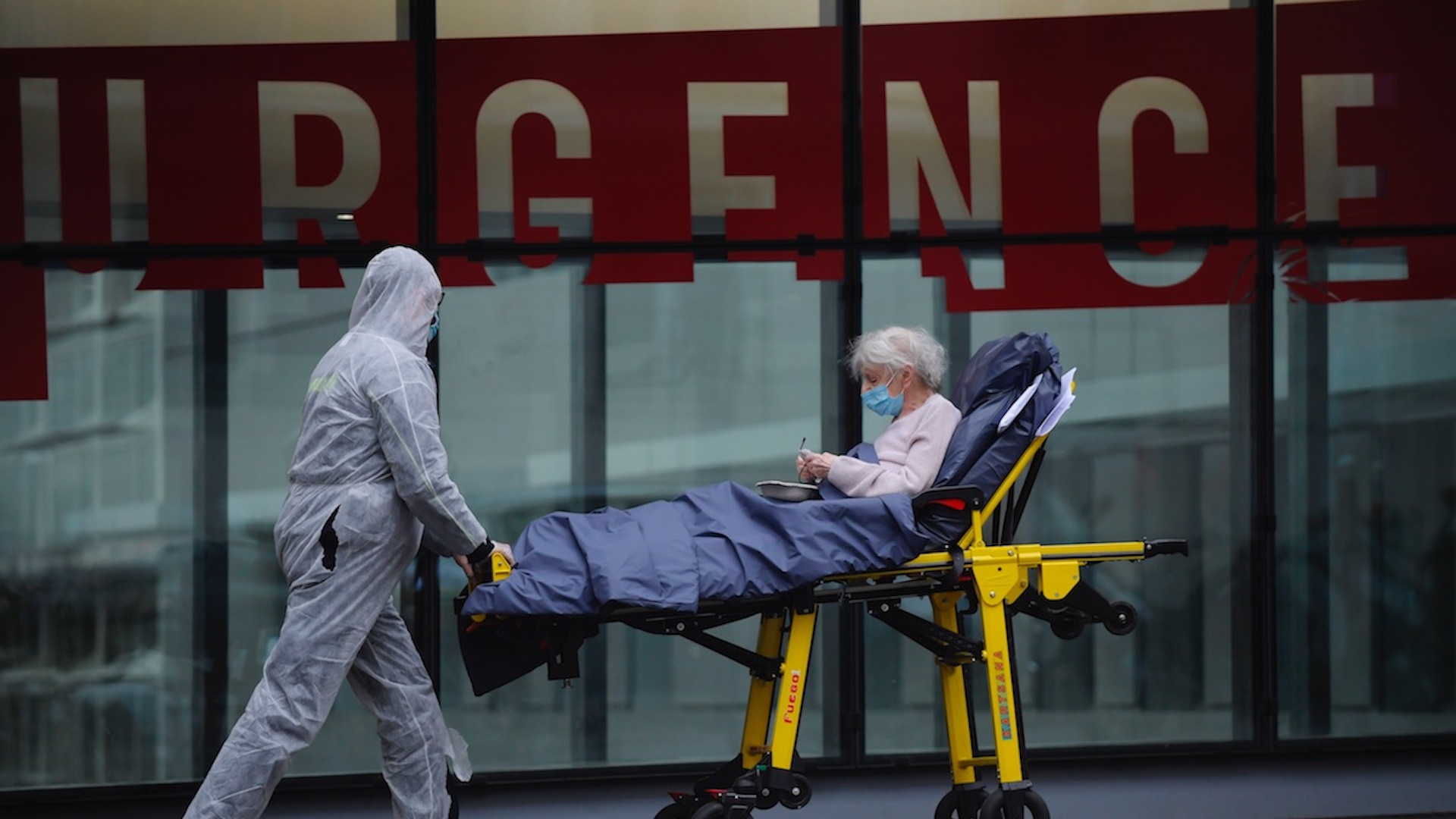 Francia supera los 2 millones de contagios de coronavirus