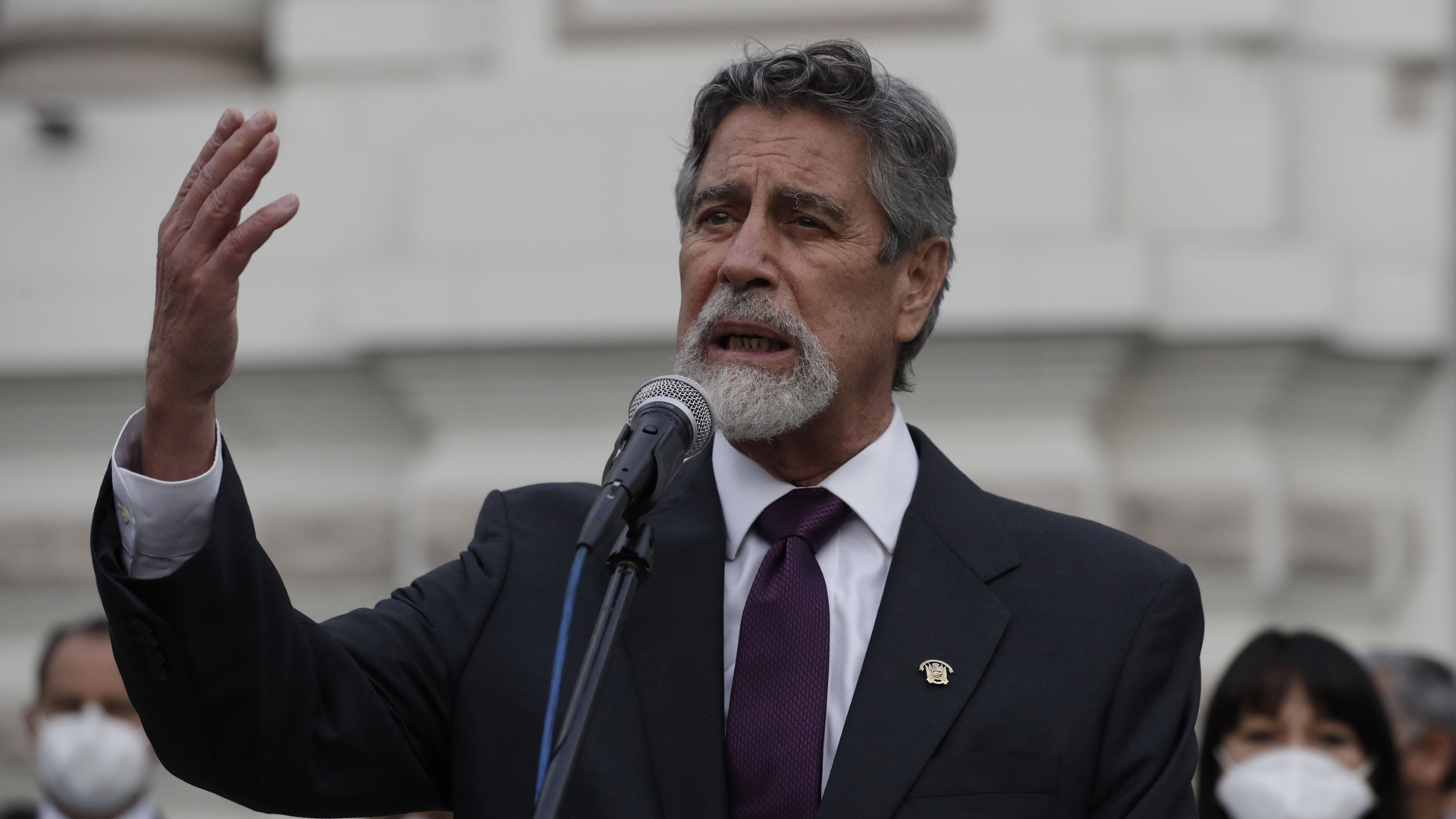 Francisco Sagasti pone fin al vacío de poder en Perú, señala Daniel Zovatto