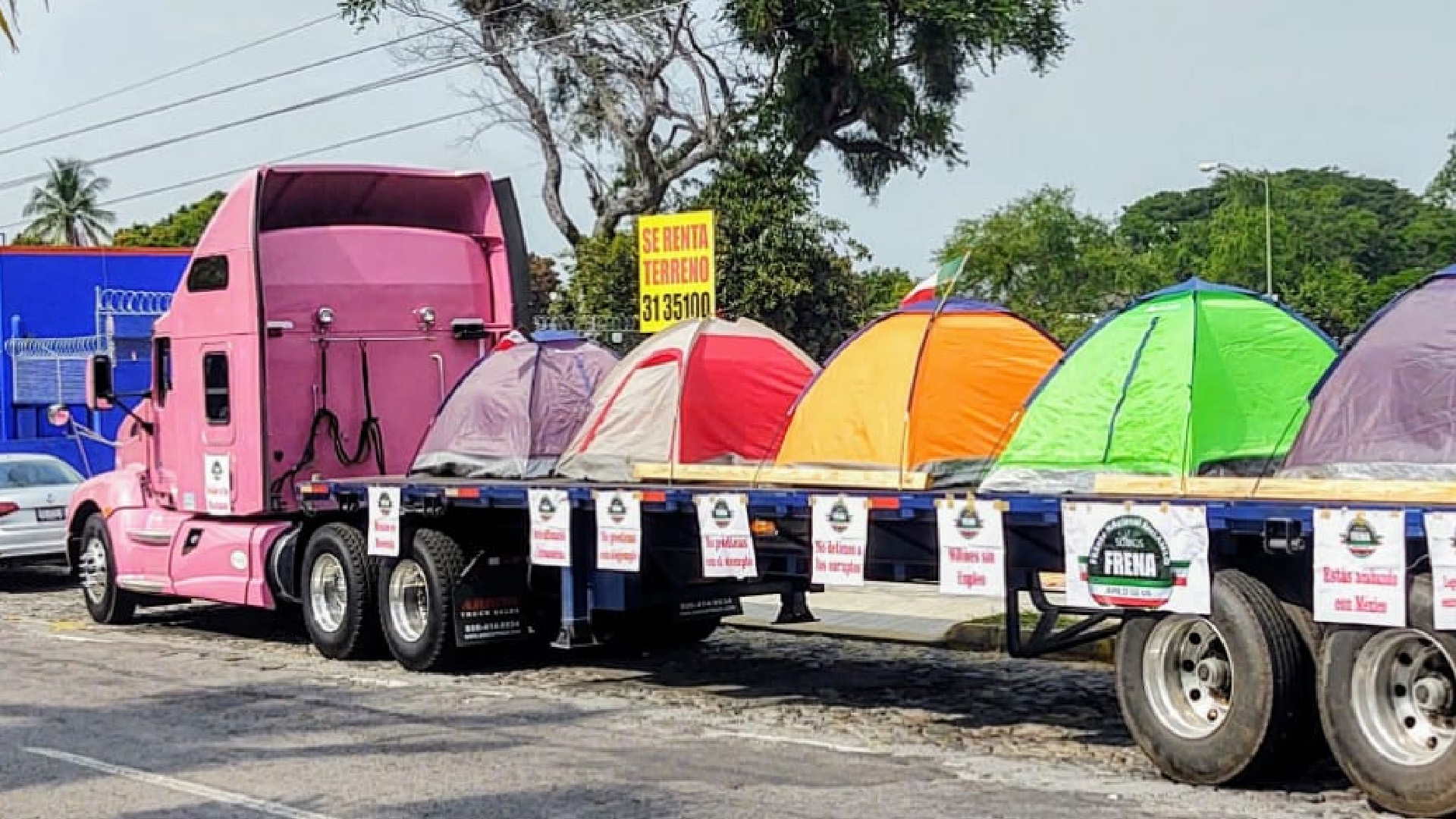 FRENAAA retira campamento del Zócalo; se deslinda de supuestos “infiltrados” que se quedan