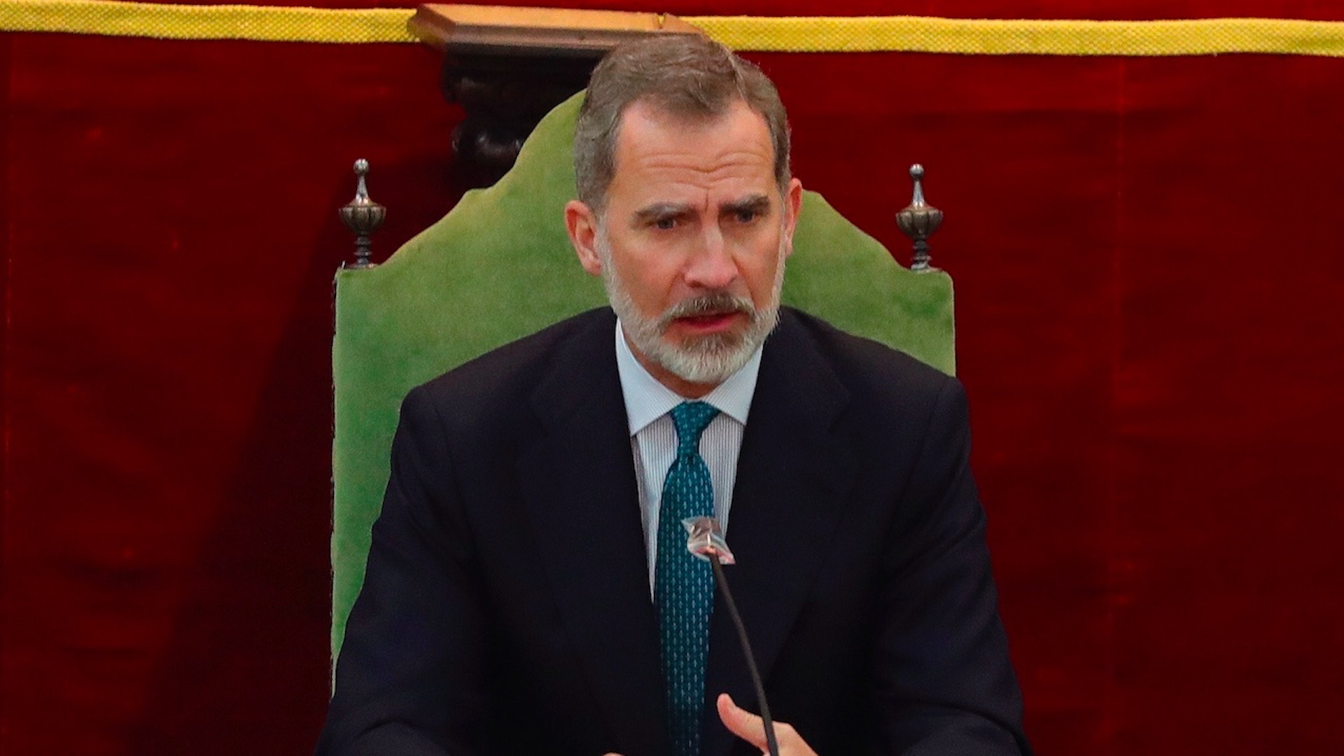 El rey subraya el compromiso “incondicional” del Ejército con la Constitución